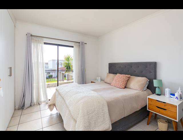 2 BEDROOM APARTMENT TO LET IN ROYAL ASCOT